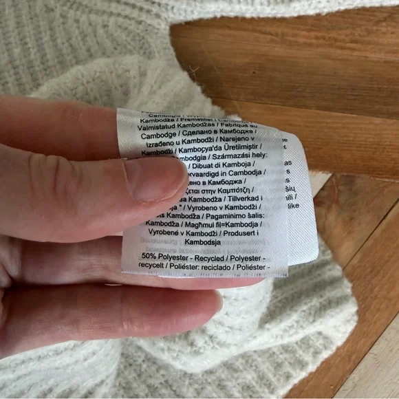 Puffy Sleeve Cream Women's Sweater - Picture 3 of 4